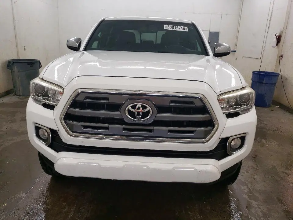 2017 TOYOTA TACOMA LIMITED  