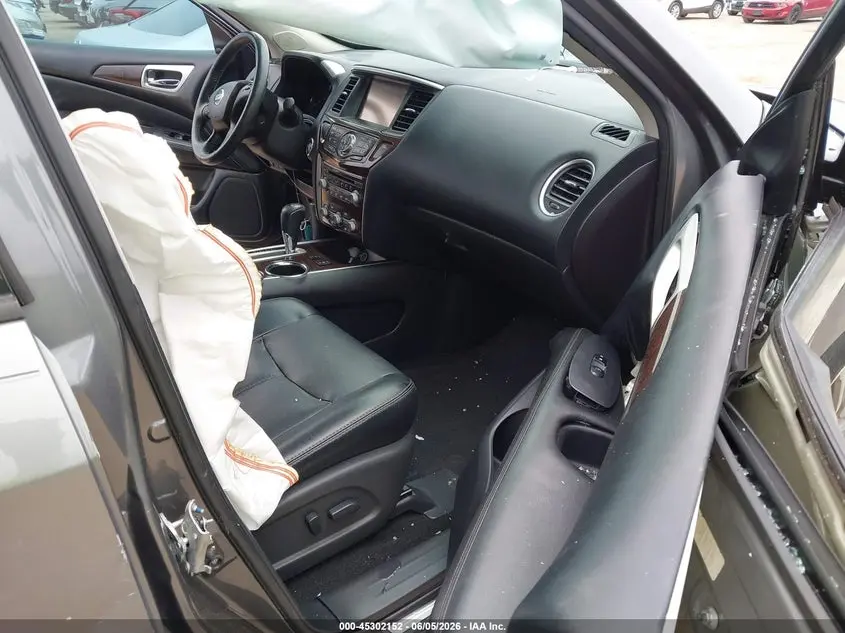2015 NISSAN PATHFINDER SL