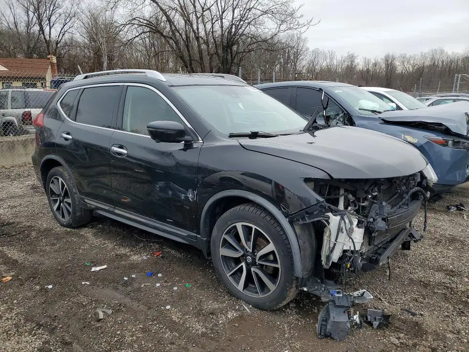 2018 NISSAN ROGUE SL  