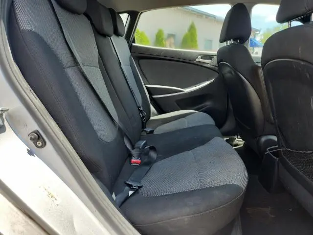 2012 HYUNDAI ACCENT GLS  