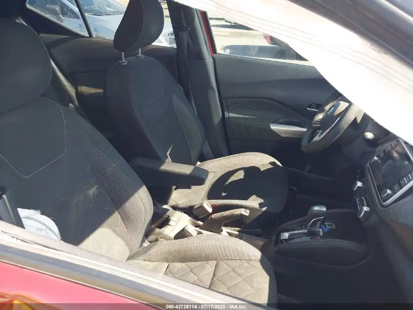 2018 NISSAN KICKS SV