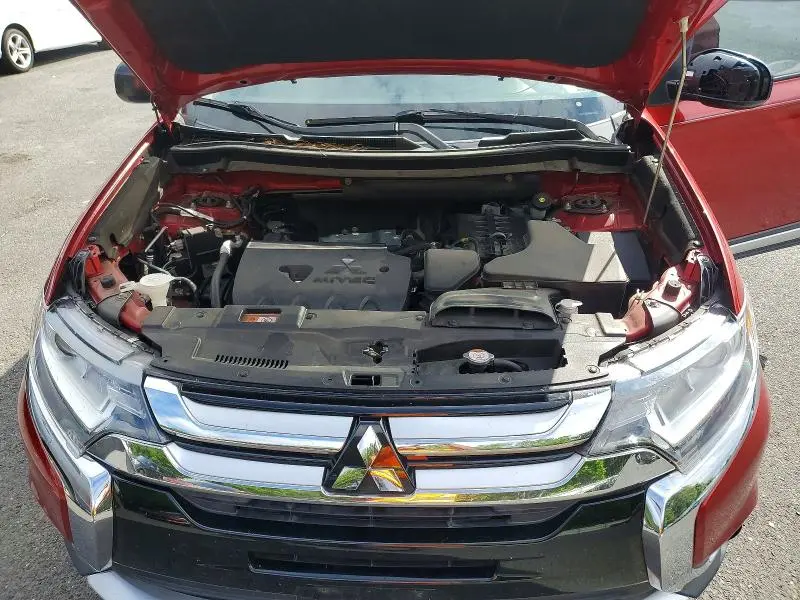 2018 MITSUBISHI OUTLANDER ES  