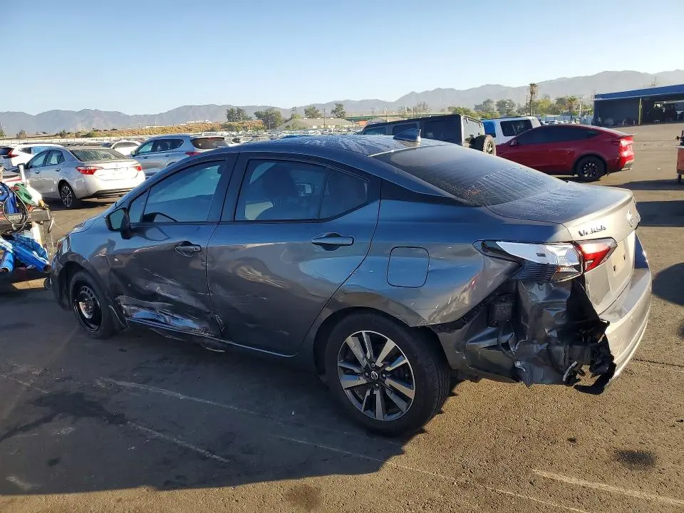 2020 NISSAN VERSA SV  