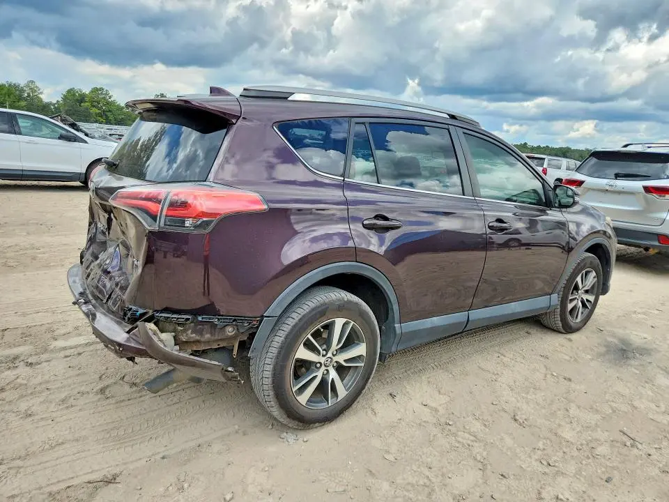 2017 TOYOTA RAV4 XLE  