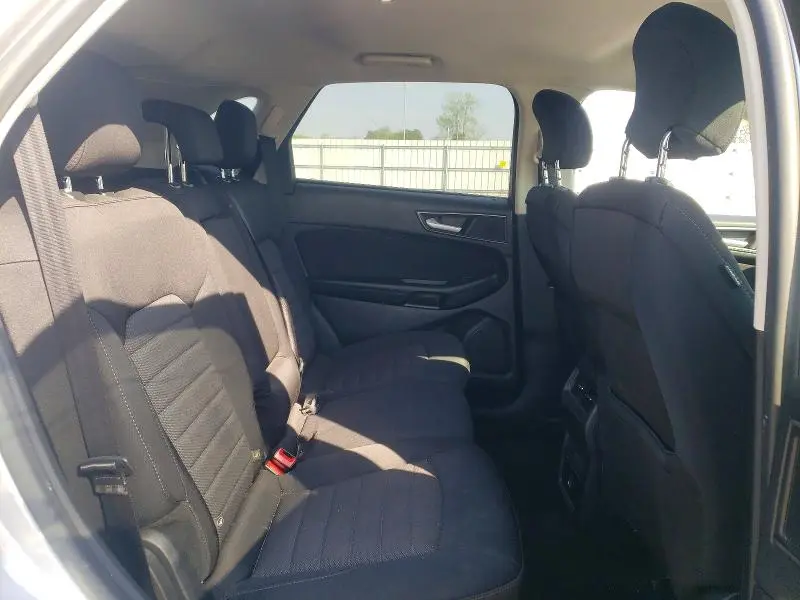 2016 FORD EDGE SE  
