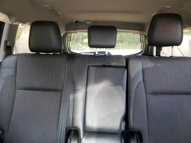 2018 TOYOTA HIGHLANDER LE  