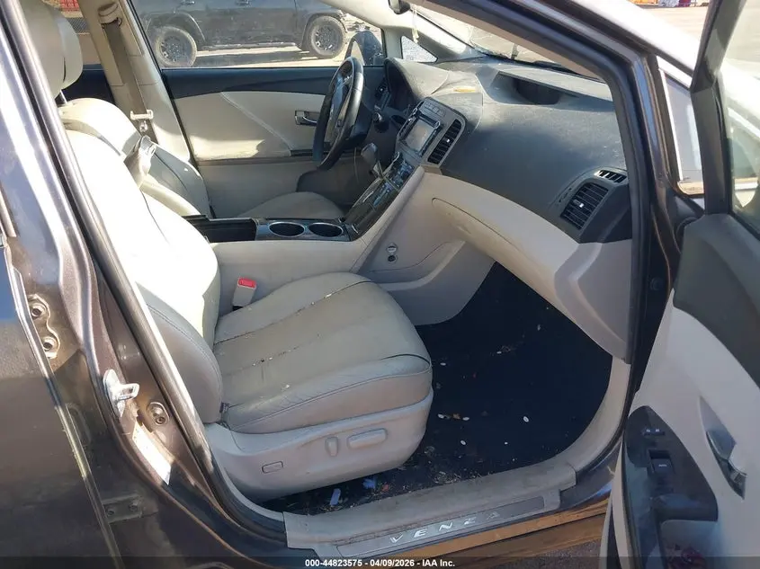 2014 TOYOTA VENZA XLE