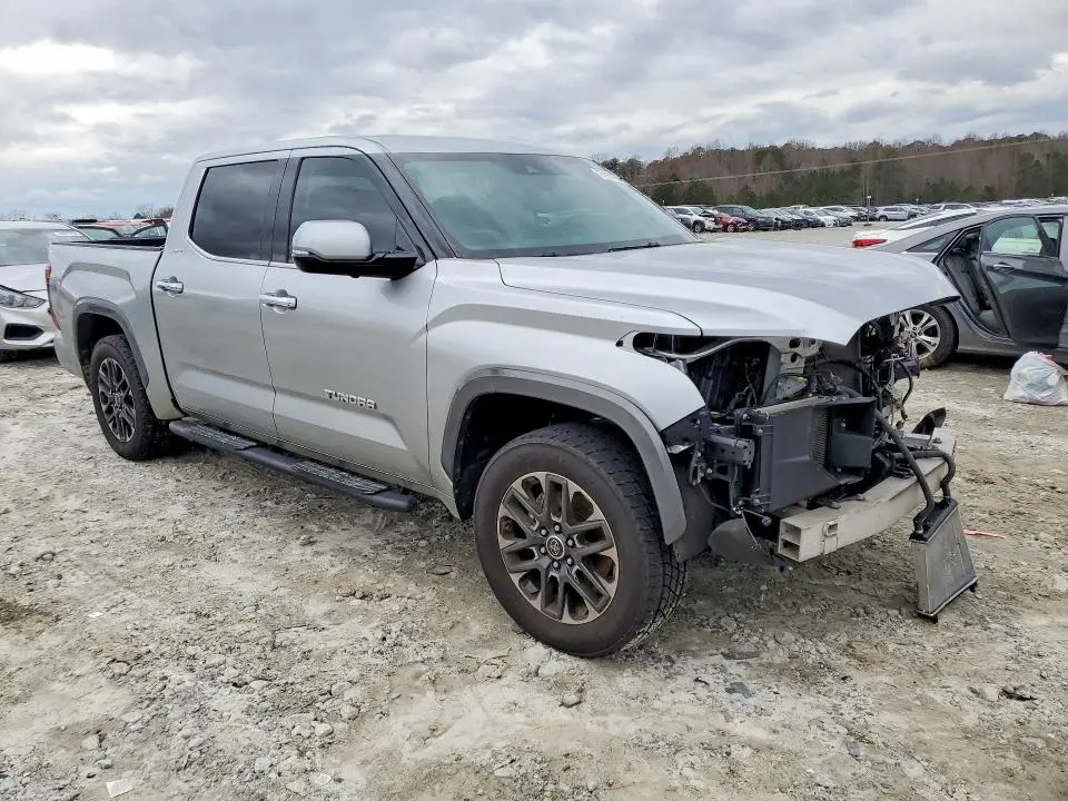 2023 TOYOTA TUNDRA CREWMAX LIMITED  