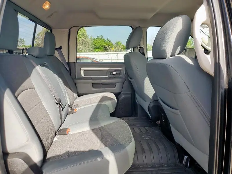 2015 RAM 2500 SLT  