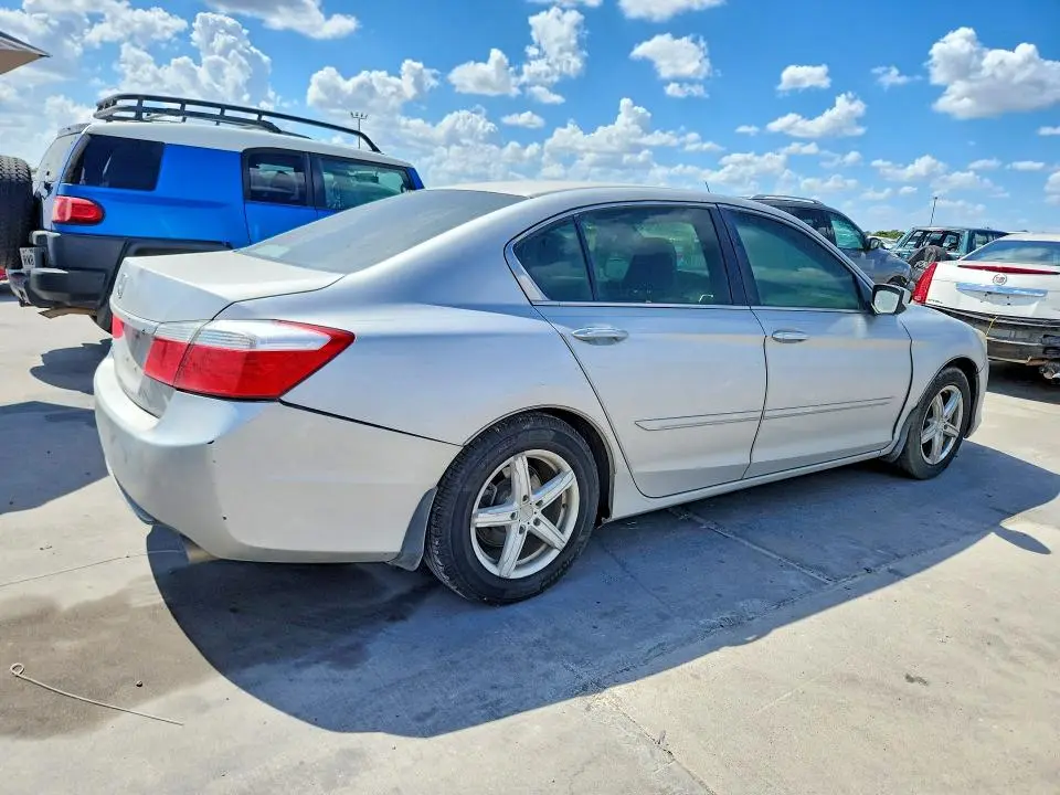2013 HONDA ACCORD LX  