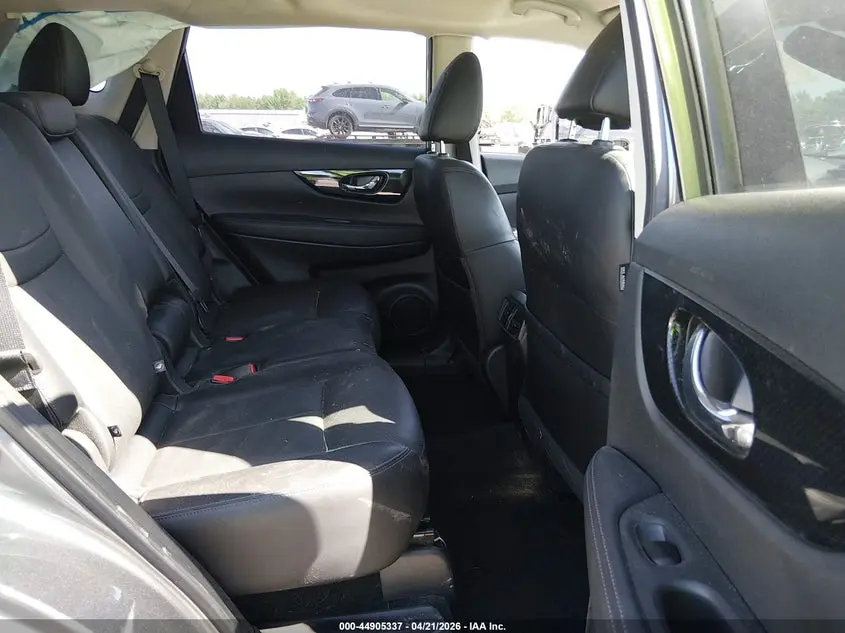 2018 NISSAN ROGUE SL