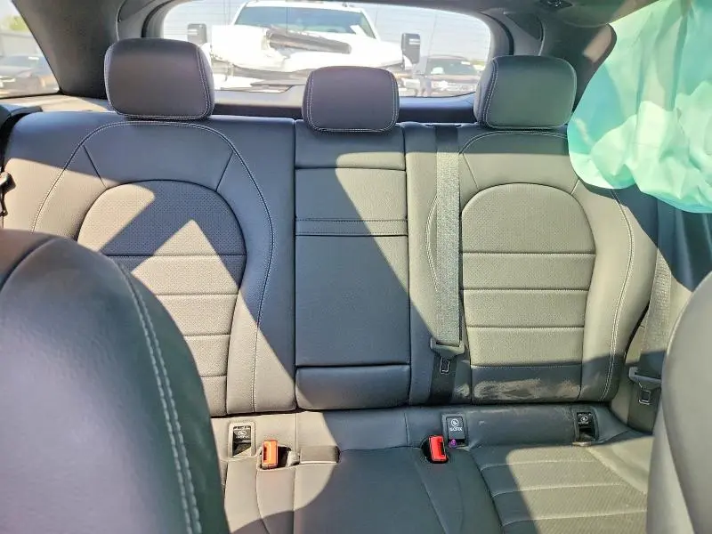 2020 MERCEDES-BENZ GLC 300 4MATIC  