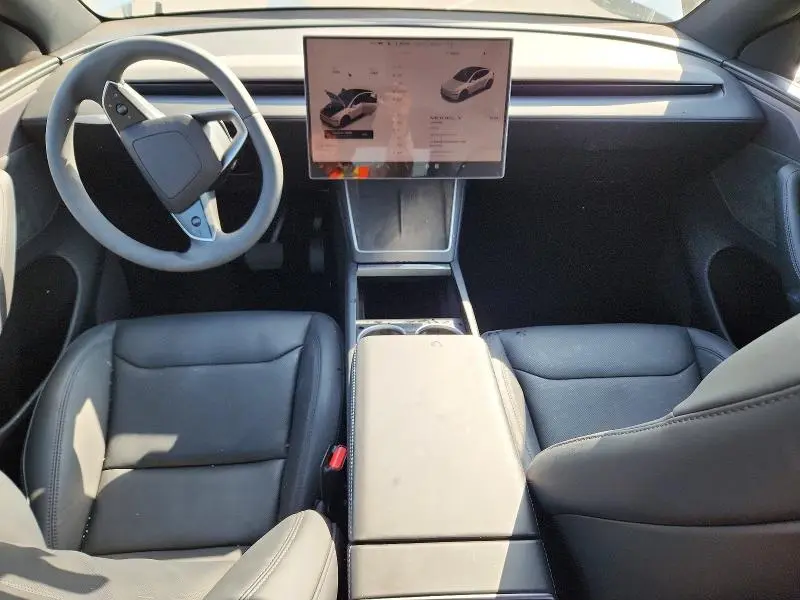 2026 TESLA MODEL Y   