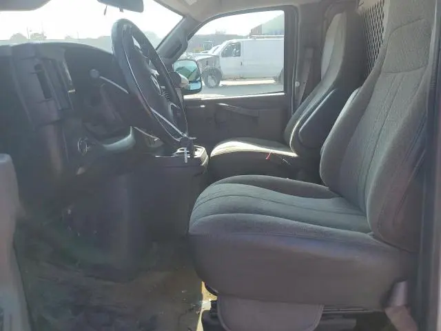 2023 GMC SAVANA G2500  