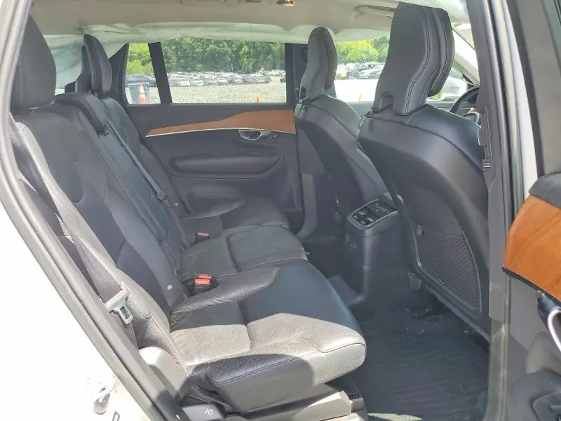 2022 VOLVO XC90 T8 RECHARGE INSCRIPTION EXPRES  