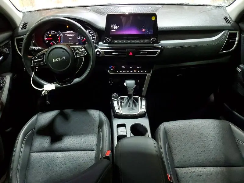 2023 KIA SELTOS SX  