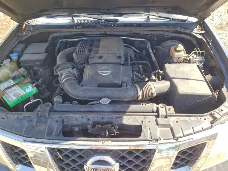 2011 NISSAN FRONTIER S  