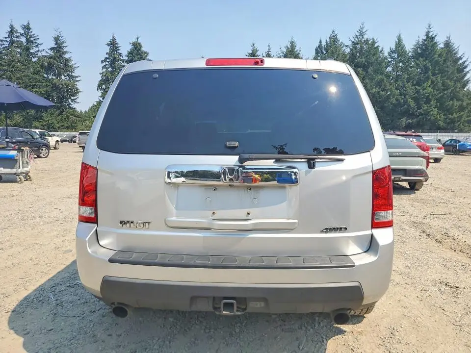 2011 HONDA PILOT EXLN  