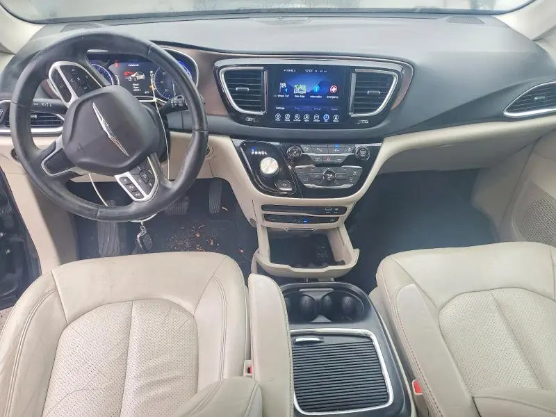 2017 CHRYSLER PACIFICA TOURING L PLUS  
