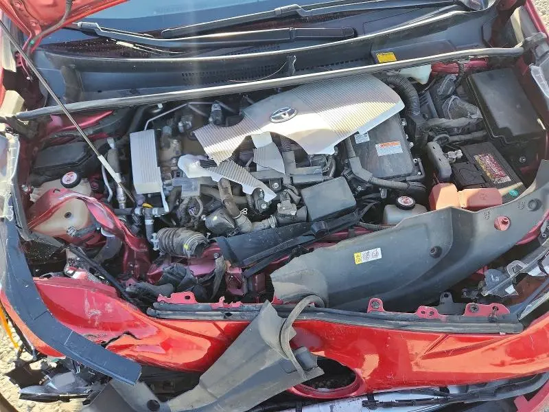 2018 TOYOTA PRIUS THREE  