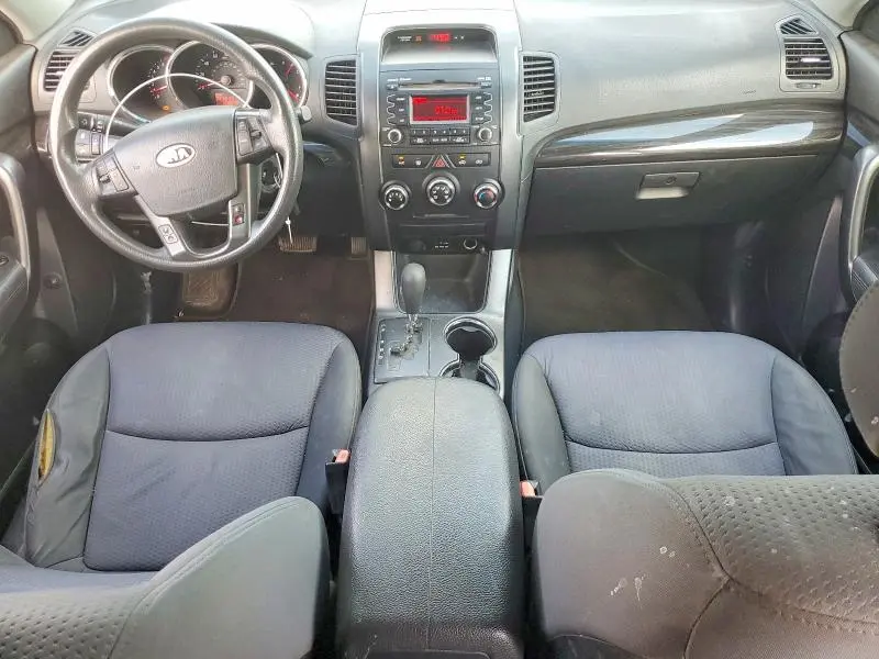 2012 KIA SORENTO LX  