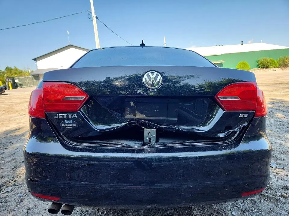 2014 VOLKSWAGEN JETTA SE  