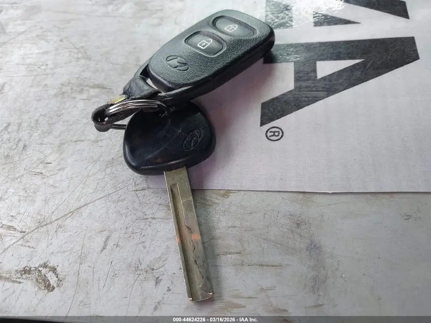 2015 HYUNDAI ACCENT GLS