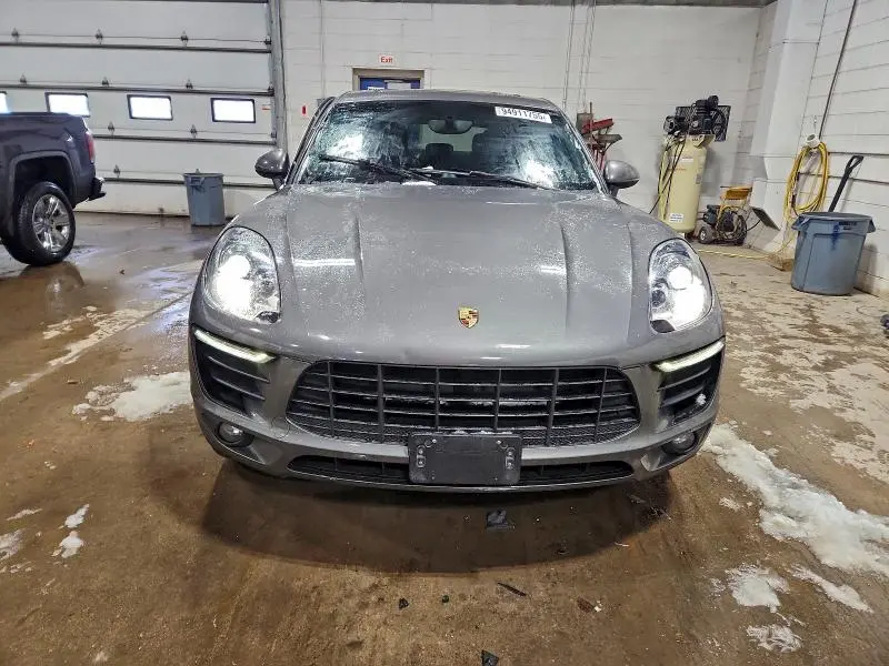 2015 PORSCHE MACAN S  