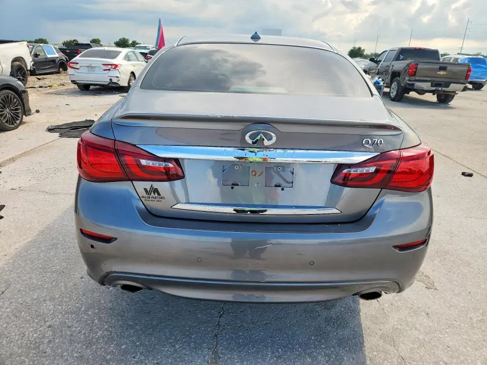 2019 INFINITI Q70 3.7 LUXE  