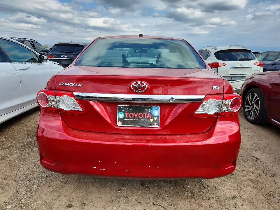 2011 TOYOTA COROLLA LE  
