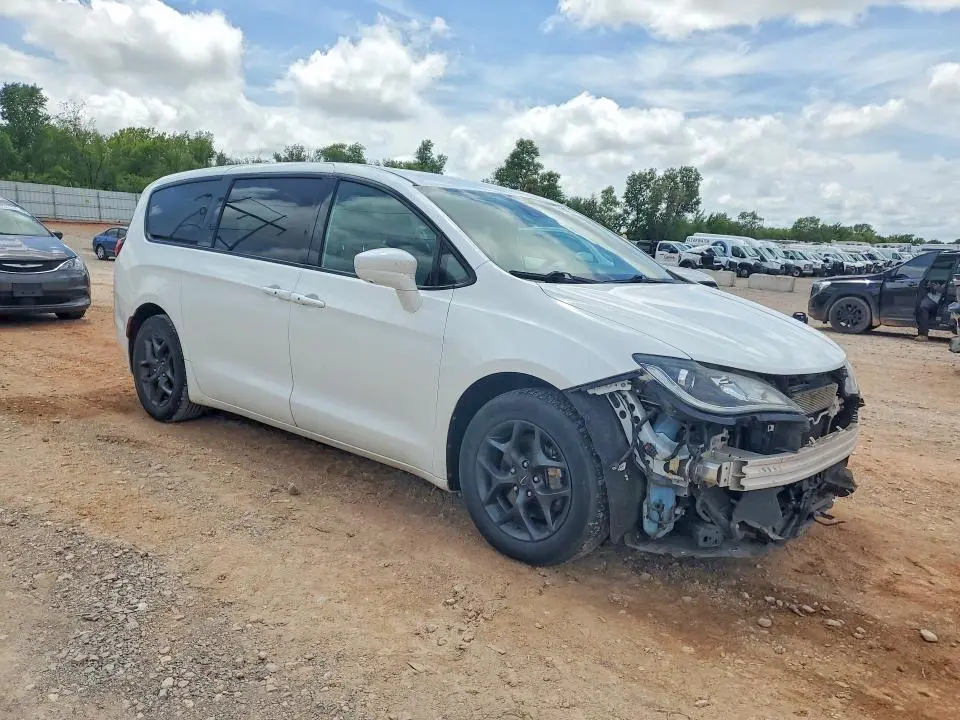 2019 CHRYSLER PACIFICA TOURING PLUS  