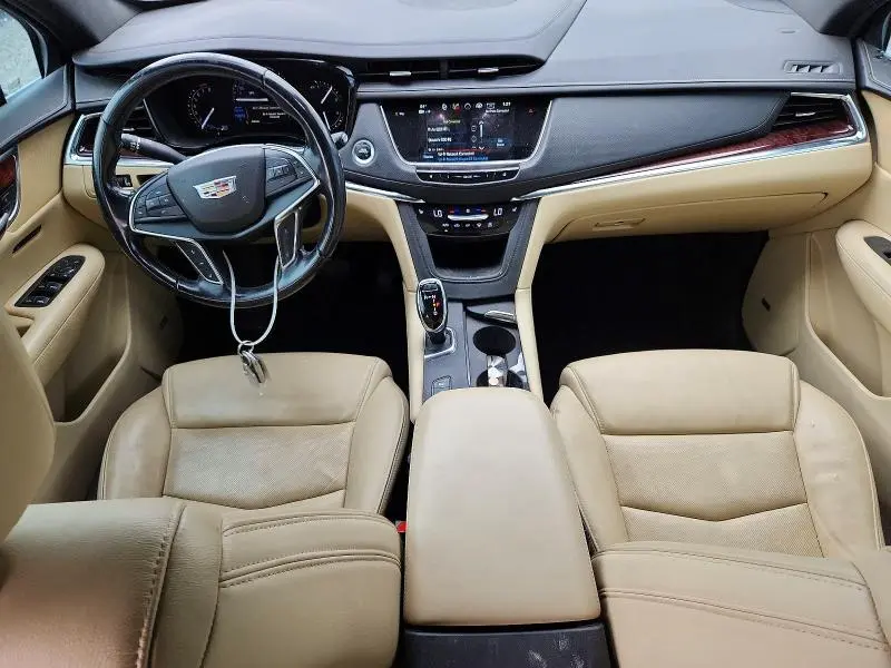 2019 CADILLAC XT5 LUXURY  