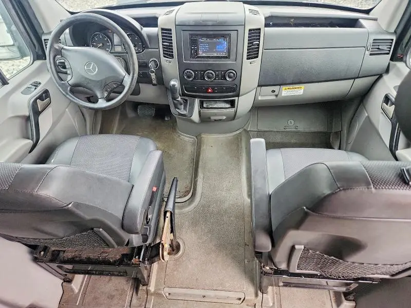 2010 MERCEDES-BENZ SPRINTER 2500  