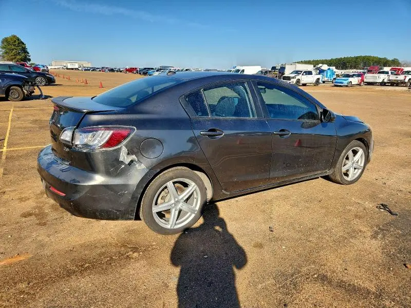 2011 MAZDA 3 S  