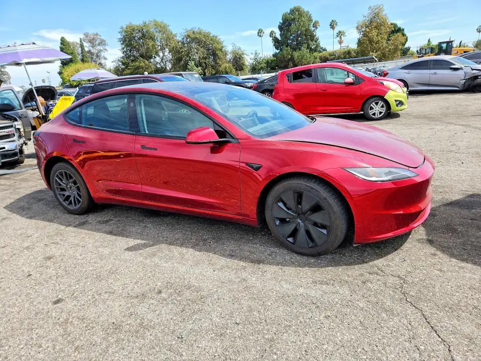 2025 TESLA MODEL 3   