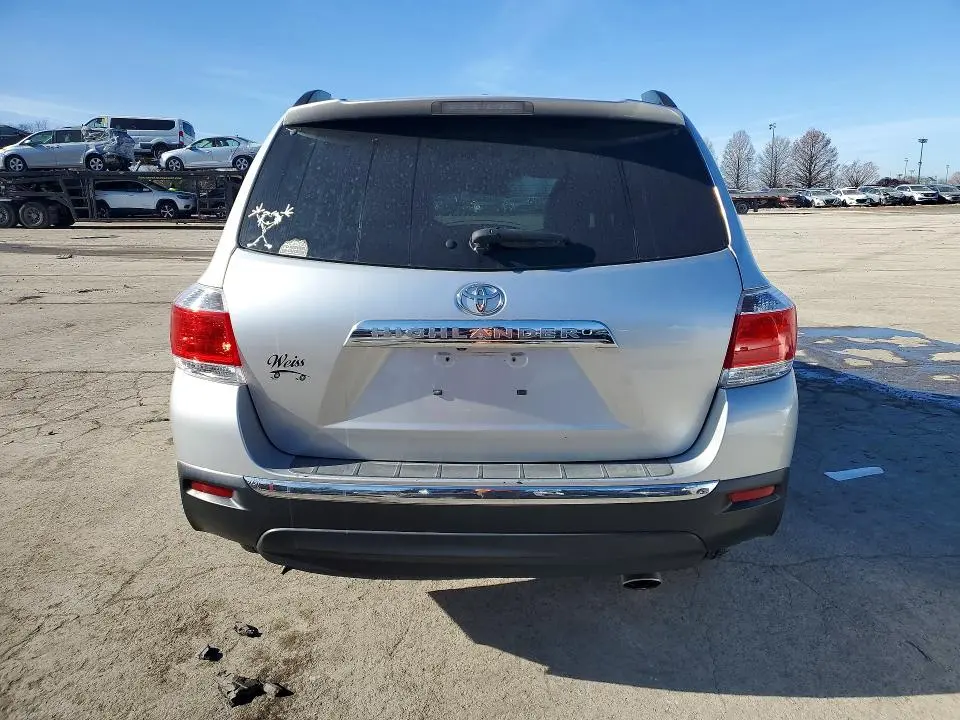 2012 TOYOTA HIGHLANDER LIMITED  