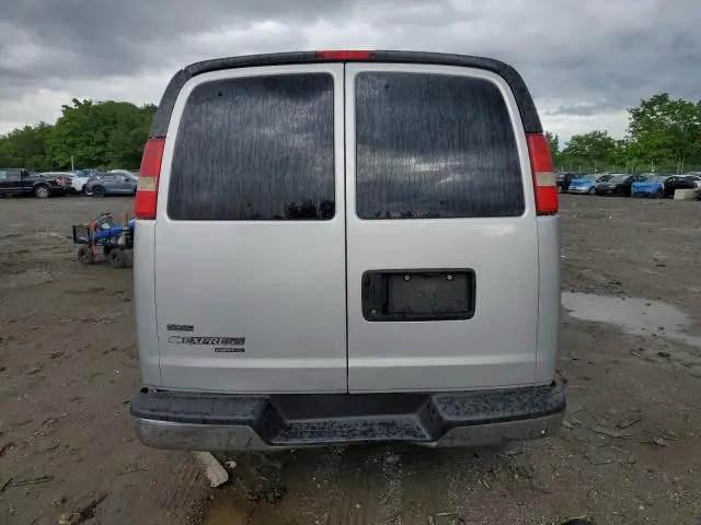 2010 CHEVROLET EXPRESS G2500 LT  