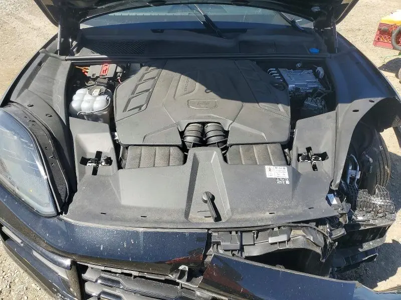 2024 PORSCHE CAYENNE S  