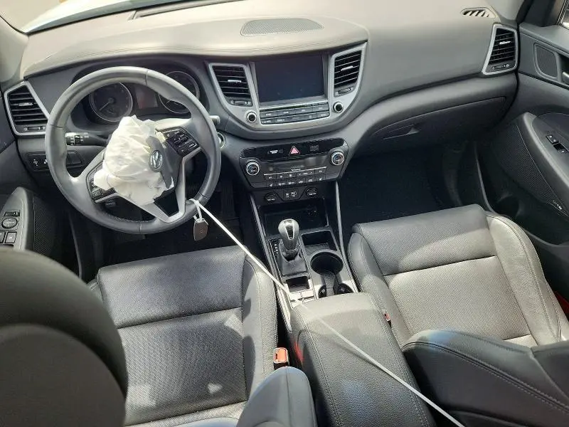 2018 HYUNDAI TUCSON SEL PLUS  