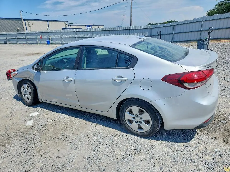 2018 KIA FORTE LX  