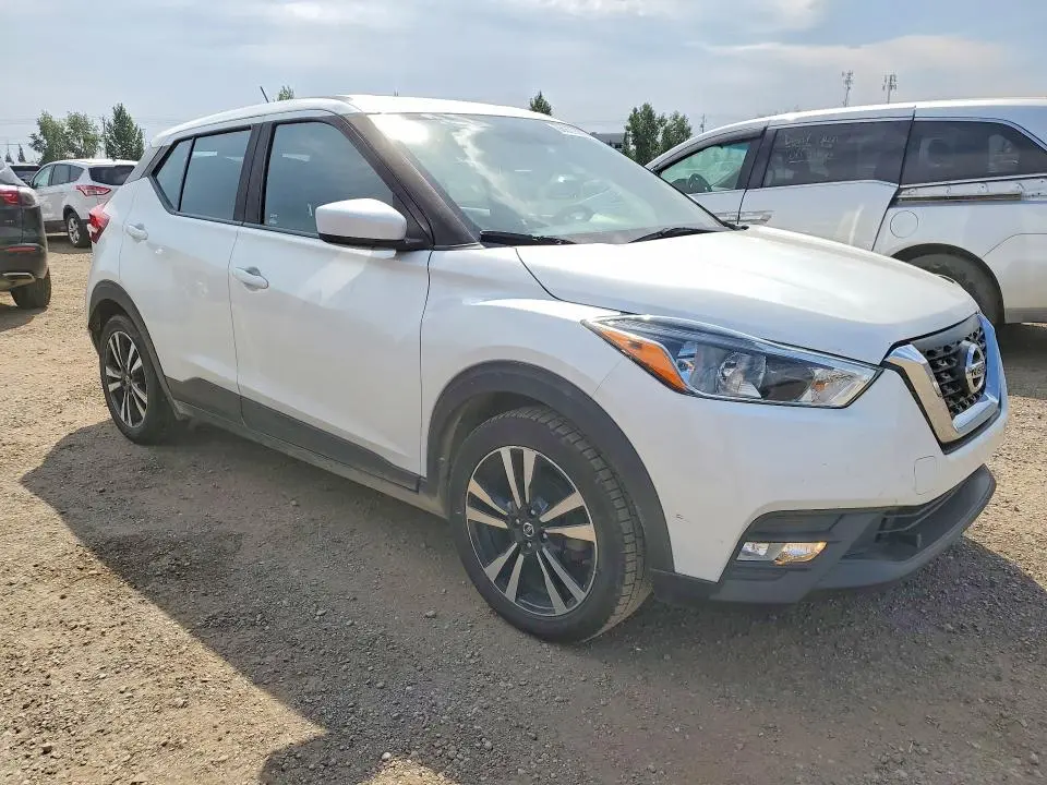 2019 NISSAN KICKS S  
