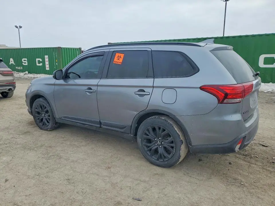 2018 MITSUBISHI OUTLANDER SE  