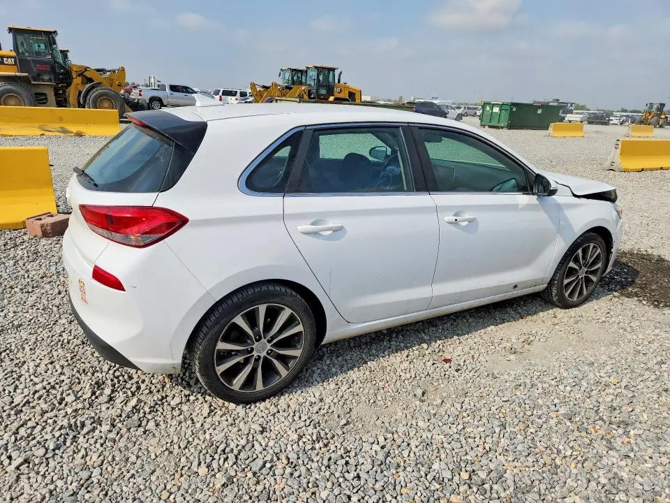 2018 HYUNDAI ELANTRA GT BASE  