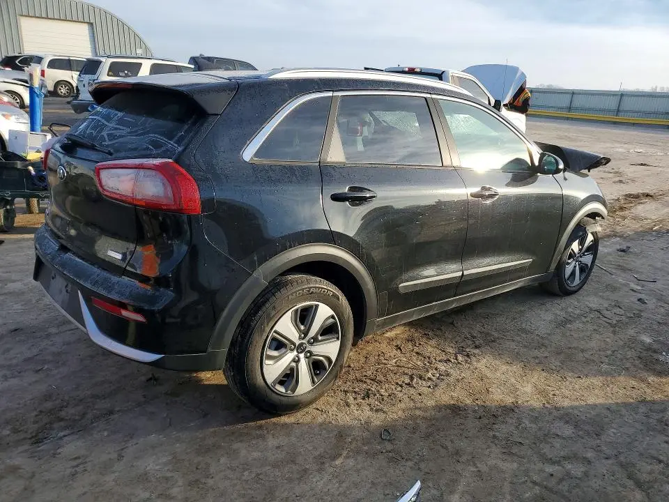 2017 KIA NIRO LX  