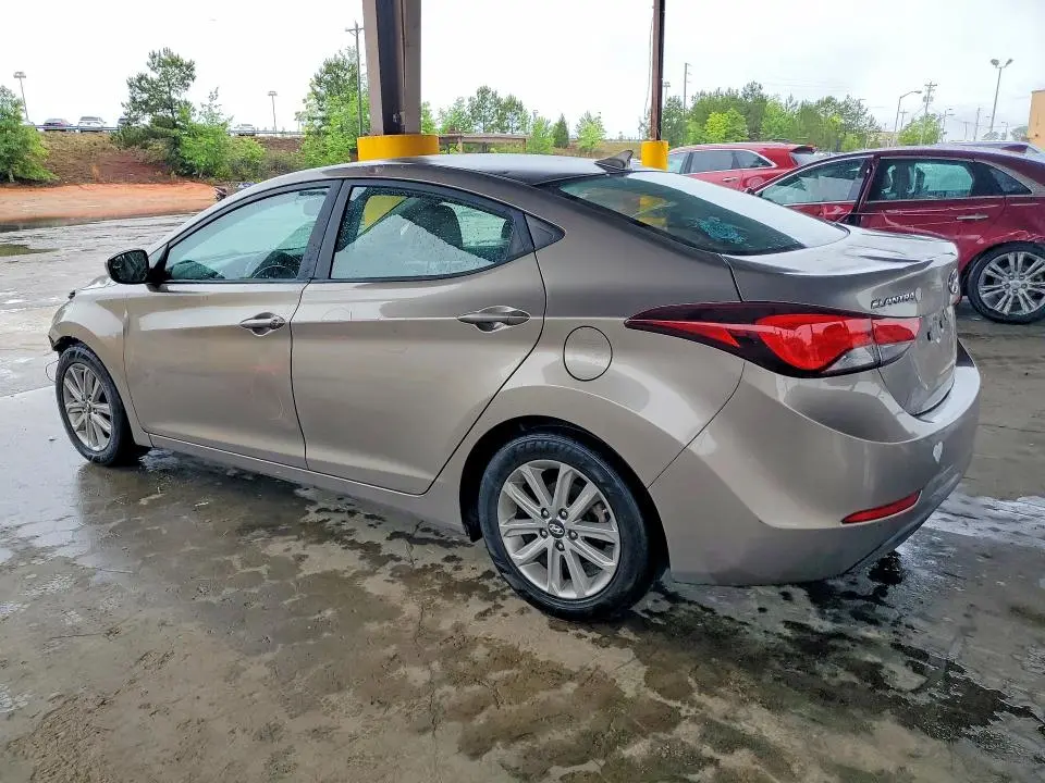 2014 HYUNDAI ELANTRA SE  