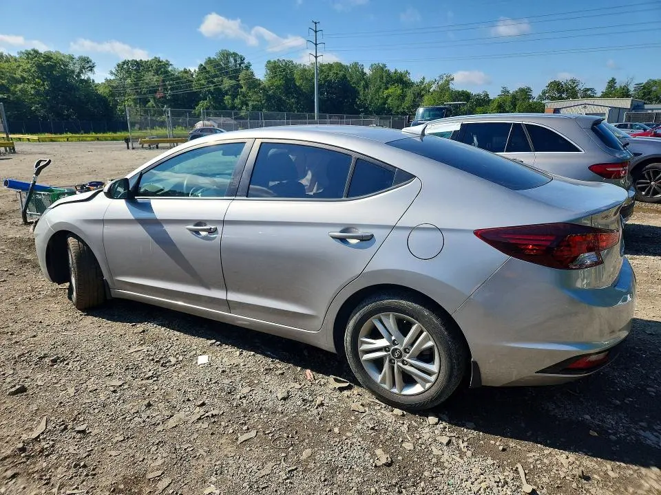 2020 HYUNDAI ELANTRA SEL  