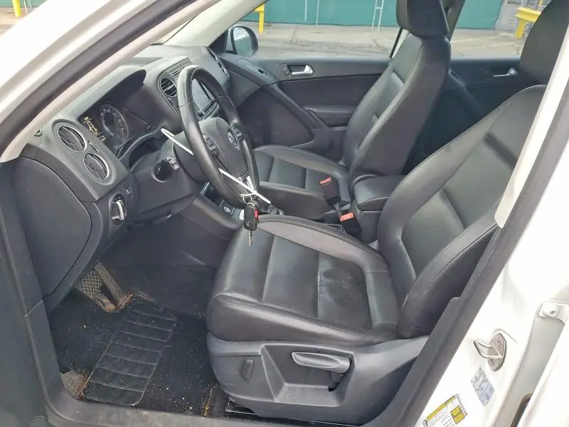 2017 VOLKSWAGEN TIGUAN S  