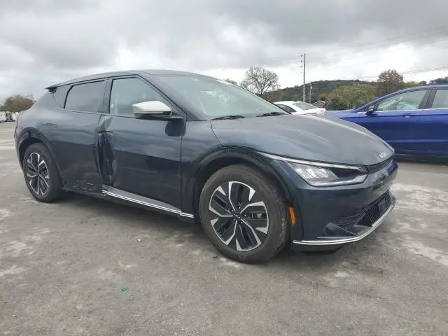 2024 KIA EV6 LIGHT  
