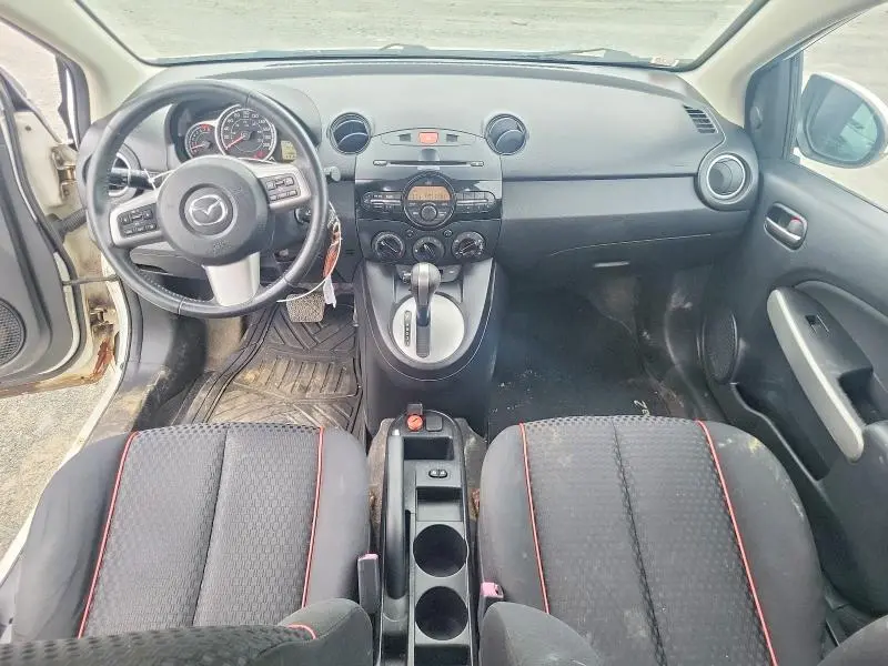 2011 MAZDA MAZDA2   
