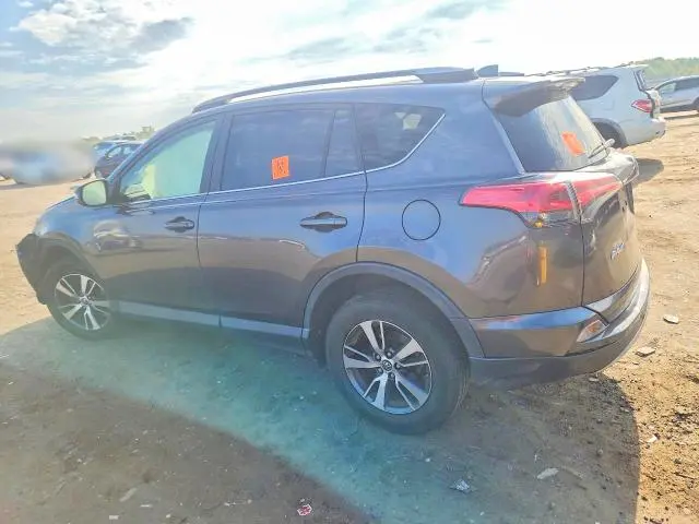2018 TOYOTA RAV4 XLE  